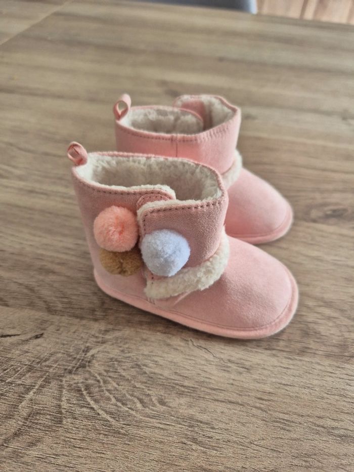 Chausson botte rose 6/12 mois