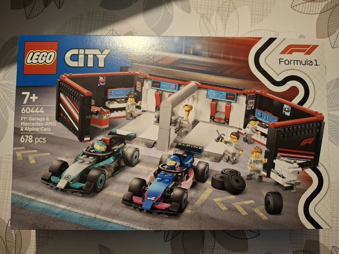 Lego 60444