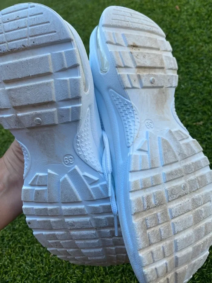 Basket blanche taille 39! - photo numéro 7