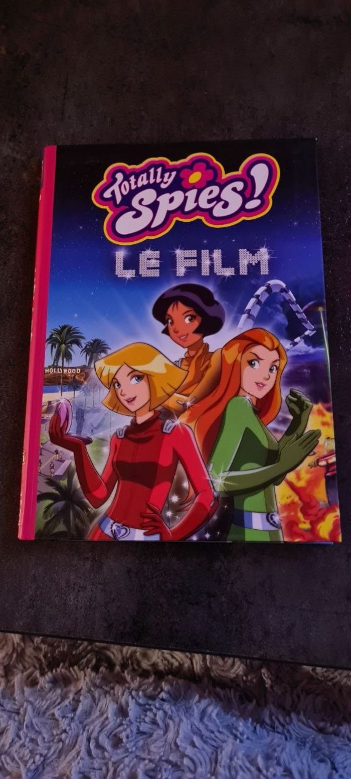Bibliothèque rose : Totally spies le film