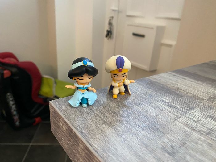 Figurine Jasmine et aladdin Disney