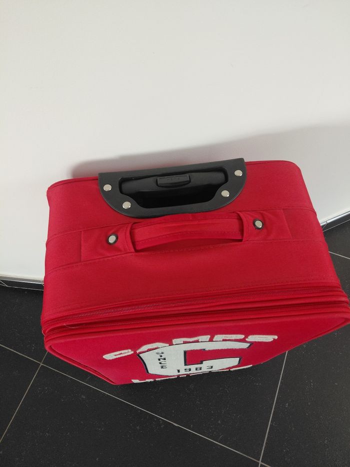 Valise rouge de voyage - photo numéro 2