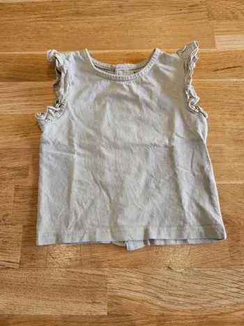 T-shirt/ débardeur 3 mois