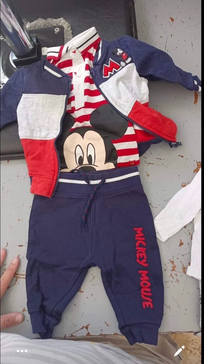 ensemble mickey