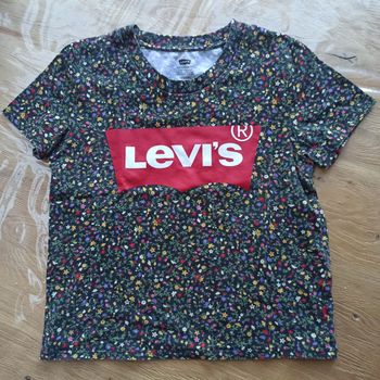 Tee shirt