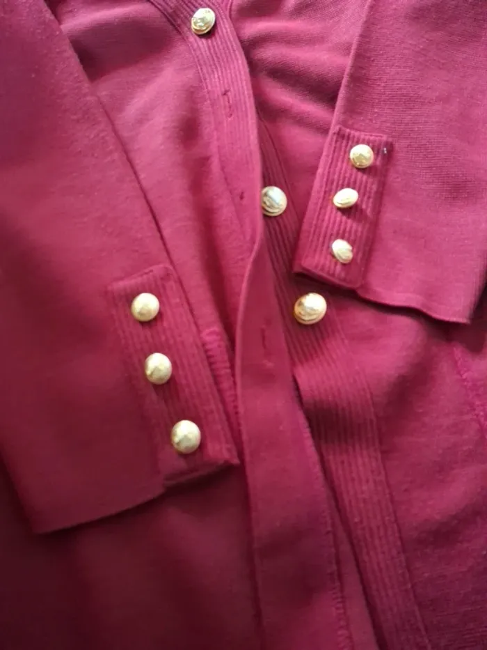 Gilet taille 2 - photo numéro 2