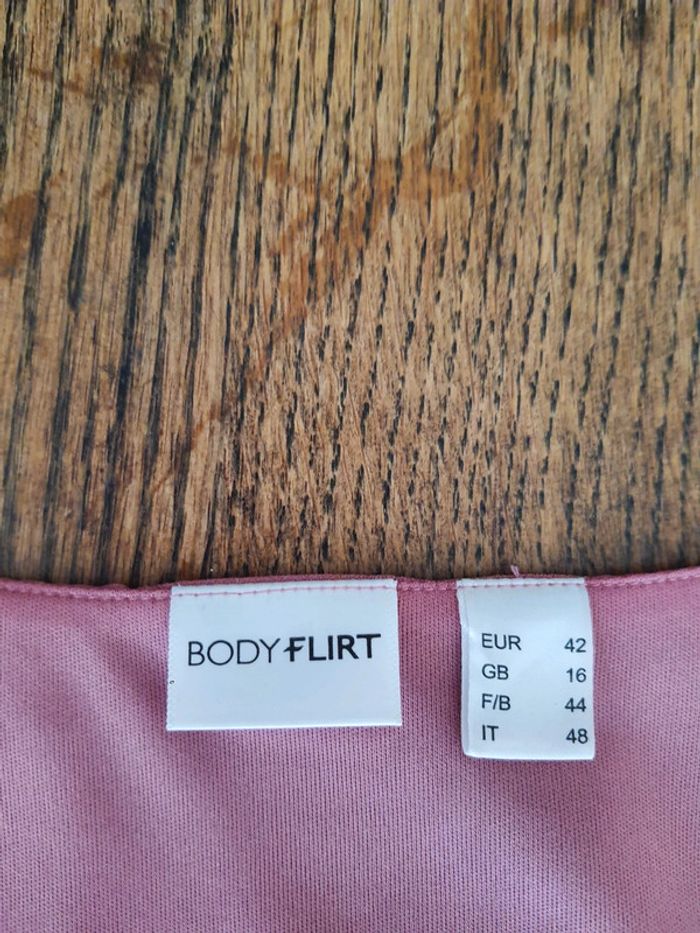 Jolie Robe rose foncé Body Flirt eur 42 - photo numéro 14
