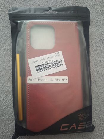 Pochette iPhone 13