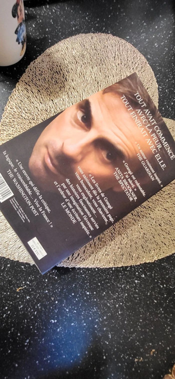 Livre l'empire des loups - photo numéro 2