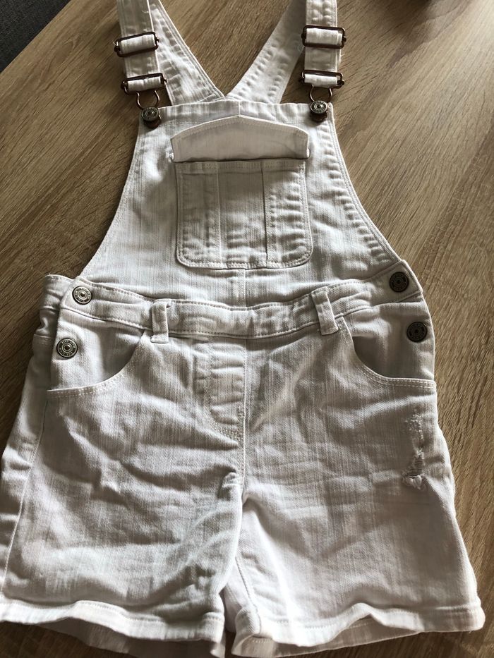 Combi short blanc 7 ans
