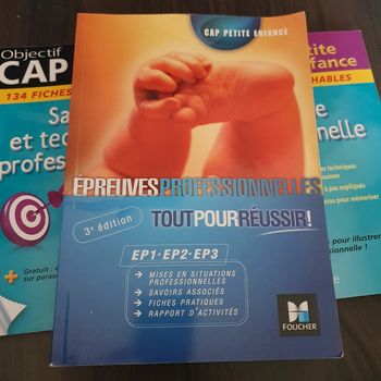 Livre CAP Petite Enfance