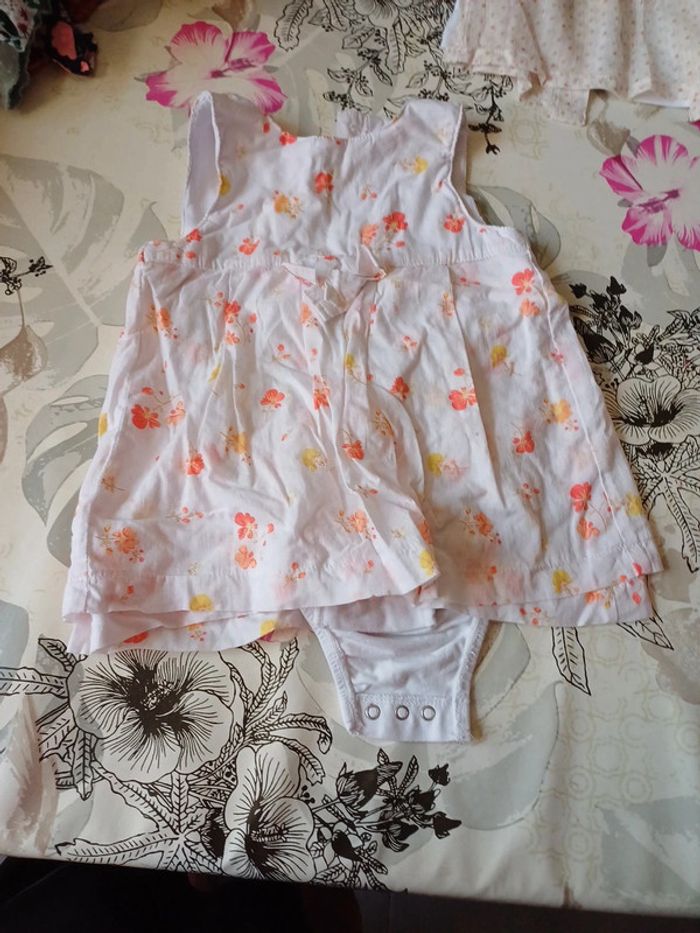 Robe body intégré 9 mois