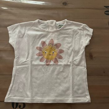 T shirt blanc et rose kiabi 18 mois