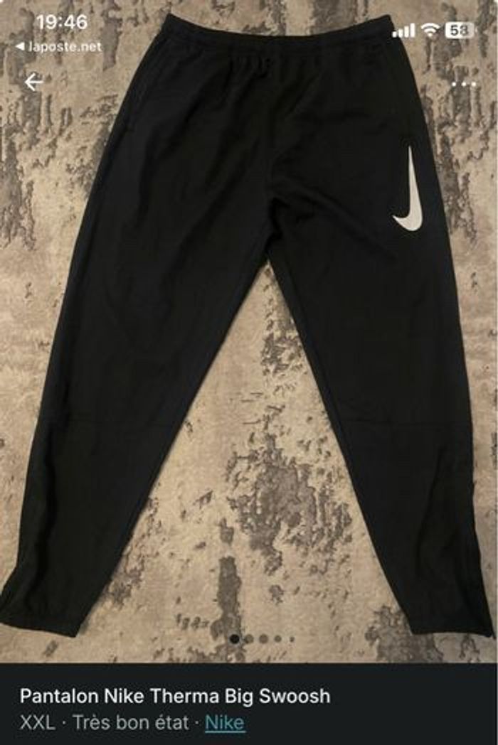 Nike therma Big Swoosh