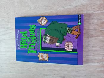 Hôtel des Frissons - Tome 1 : Le collectionneur - dès 8 ans - Neuf