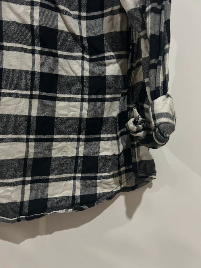 563 - chemise épaisse à carreaux noirs et blancs - photo numéro 6