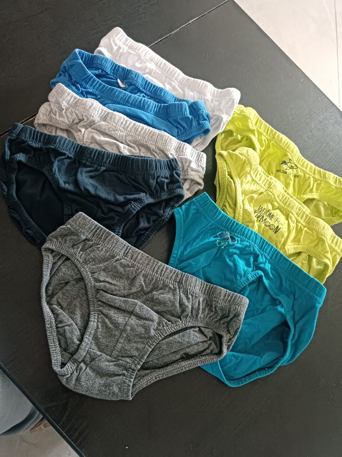 Lot de 8 slips 6/8 ans - photo numéro 2
