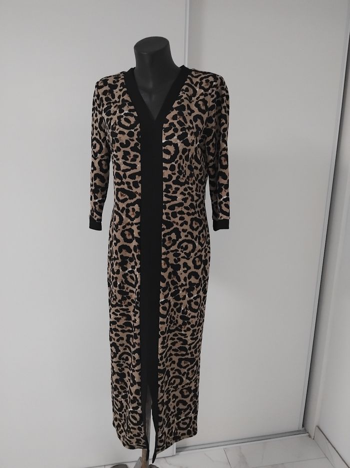 Robes femmes taille M comme neuf prix 5euros la robes