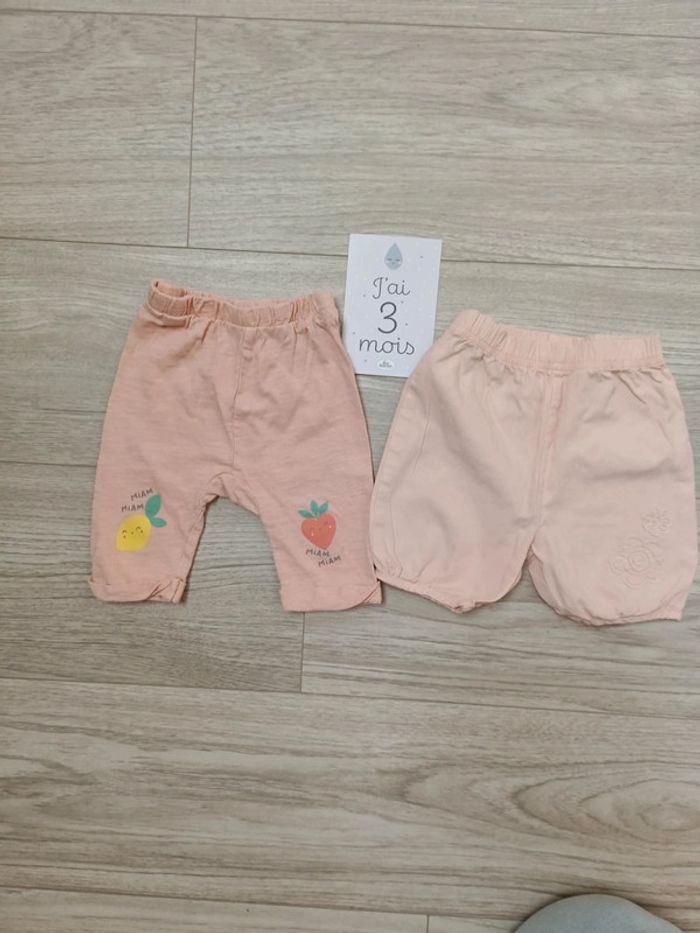 2 pantalons 3 mois
