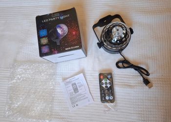 Boule a facette avec télécommande neuve 