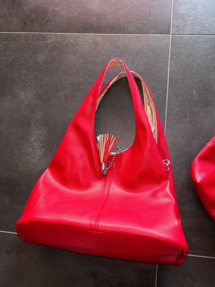 Magnifique Sac à main ou bandoulière réversible et pochette assorti - photo numéro 4