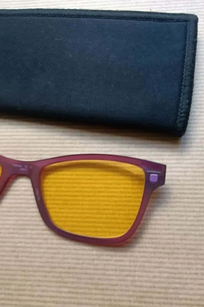 clips lunettes + étui Afflelou - photo numéro 5