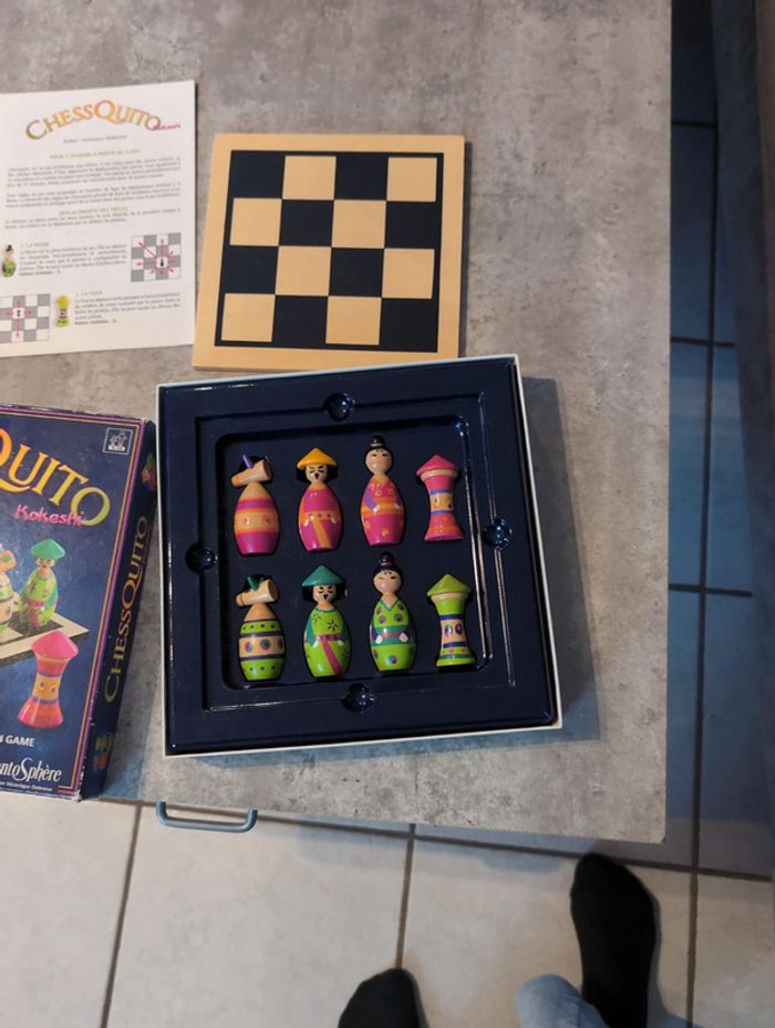 Un jeu pour s'initier aux échecs ChessQuito vintage 2002 - photo numéro 2