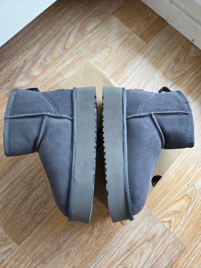 Bottine ugg grise neuve 39 - photo numéro 4