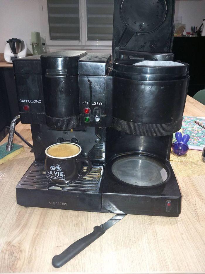 Cafetière cappuccino et espresso - photo numéro 2