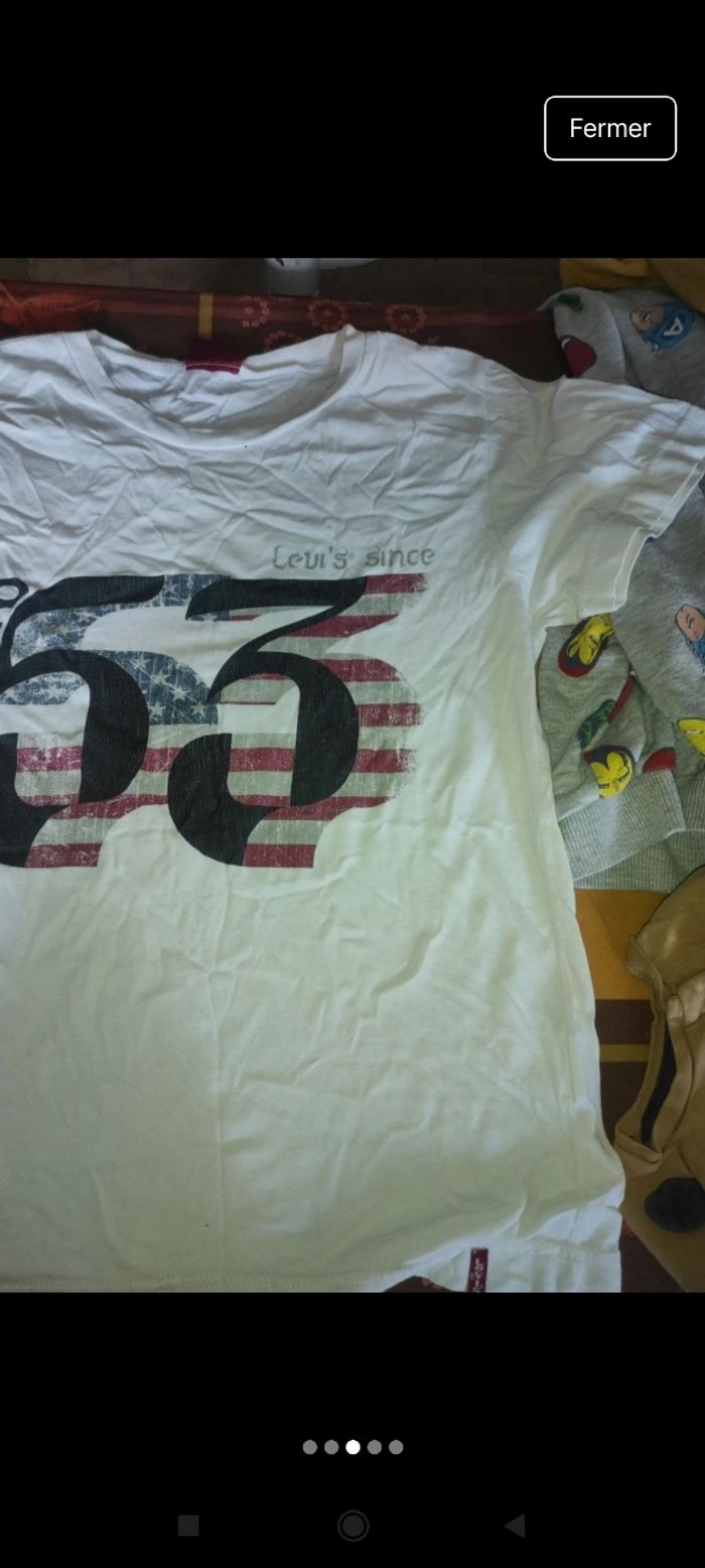 Très beau Tee shirt Levi's e75 - photo numéro 5