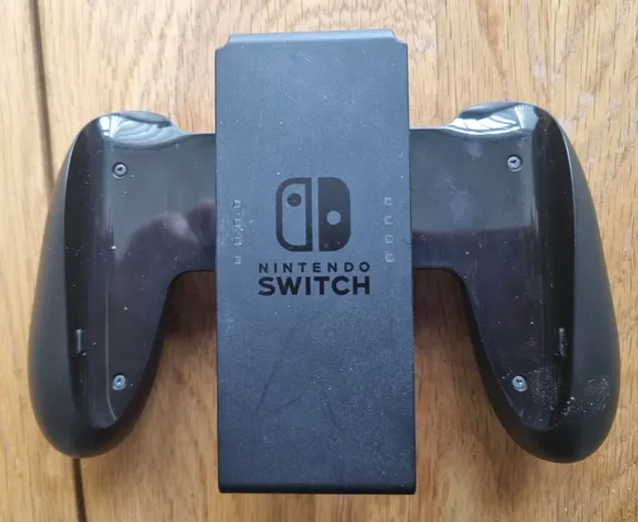 Nintendo Switch - photo numéro 2