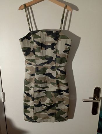 Robe courte motif militaire