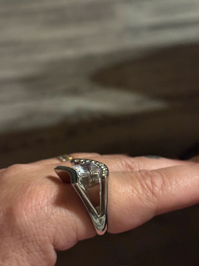 superbe bague fantaisie - photo numéro 3