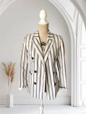 Veste taille 36 crème et beige impeccable