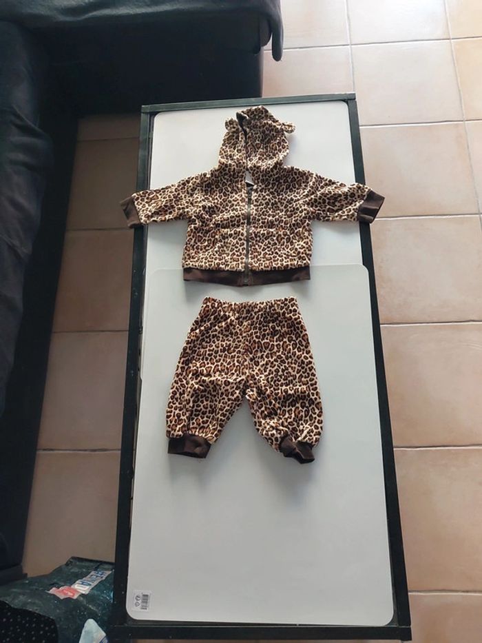 Ensemble bébé léopard 2-4 mois