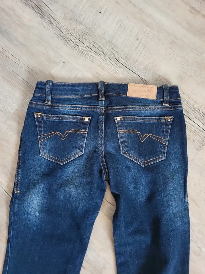 Jeans fille Diesel Industry 9 ans - photo numéro 7