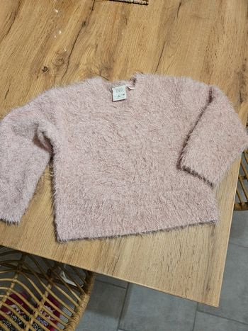 Pull rose Zara 3 ans