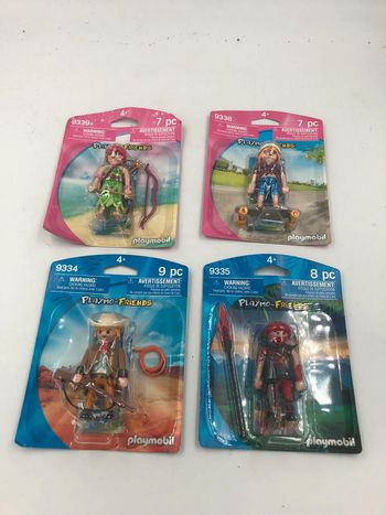 Lot de 4 figurines Playmobil et Friends neuf
