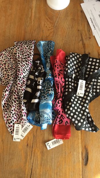 5 petits foulards