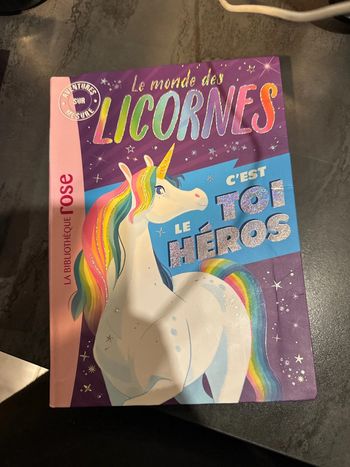 Livre le monde des licornes