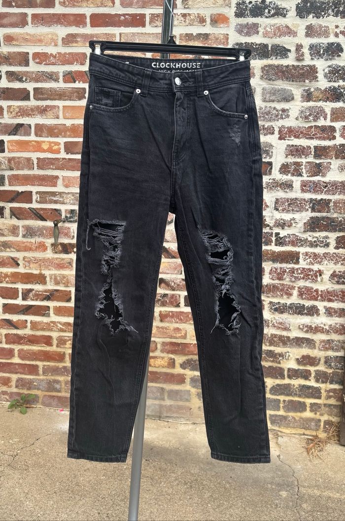 👖 Jean noir déchiré Clockhouse High Rise Mom – taille haute (T36)