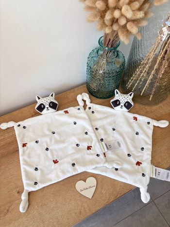 Lot doudou raton laveur 