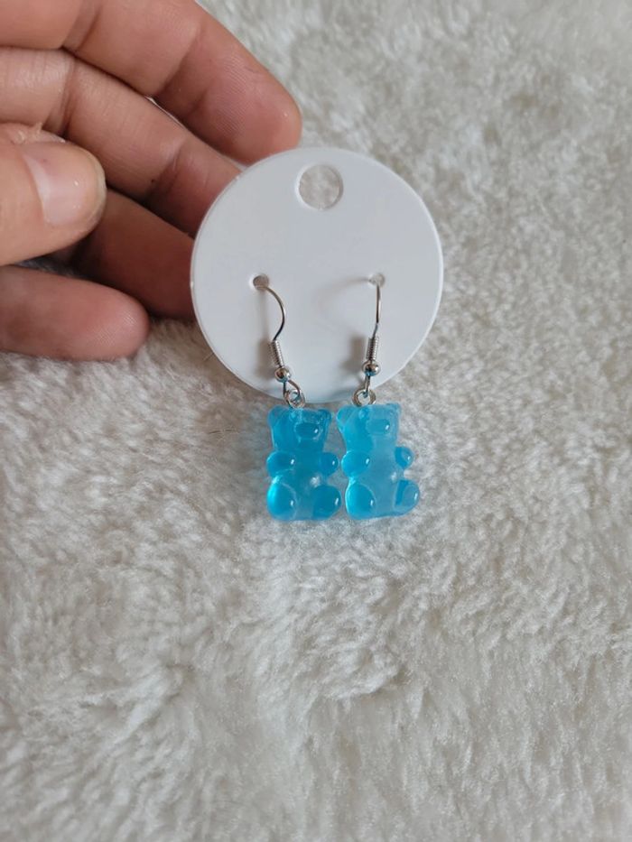 Boucle d’oreille haribo bleu - photo numéro 4