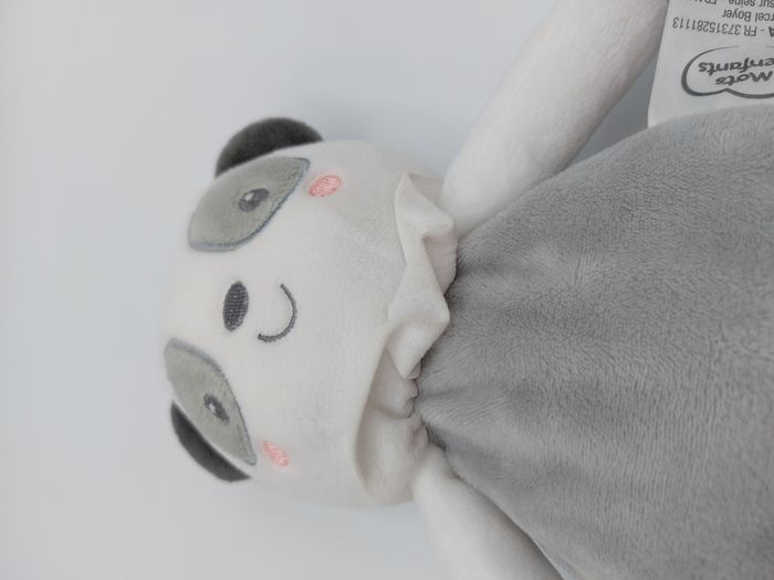 Peluche doudou ours panda blanc gris MOTS D’ENFANTS balle grelot 24 cm - photo numéro 4