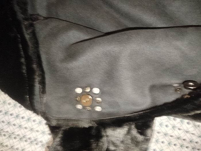 Manteau fausse fourrure - photo numéro 3