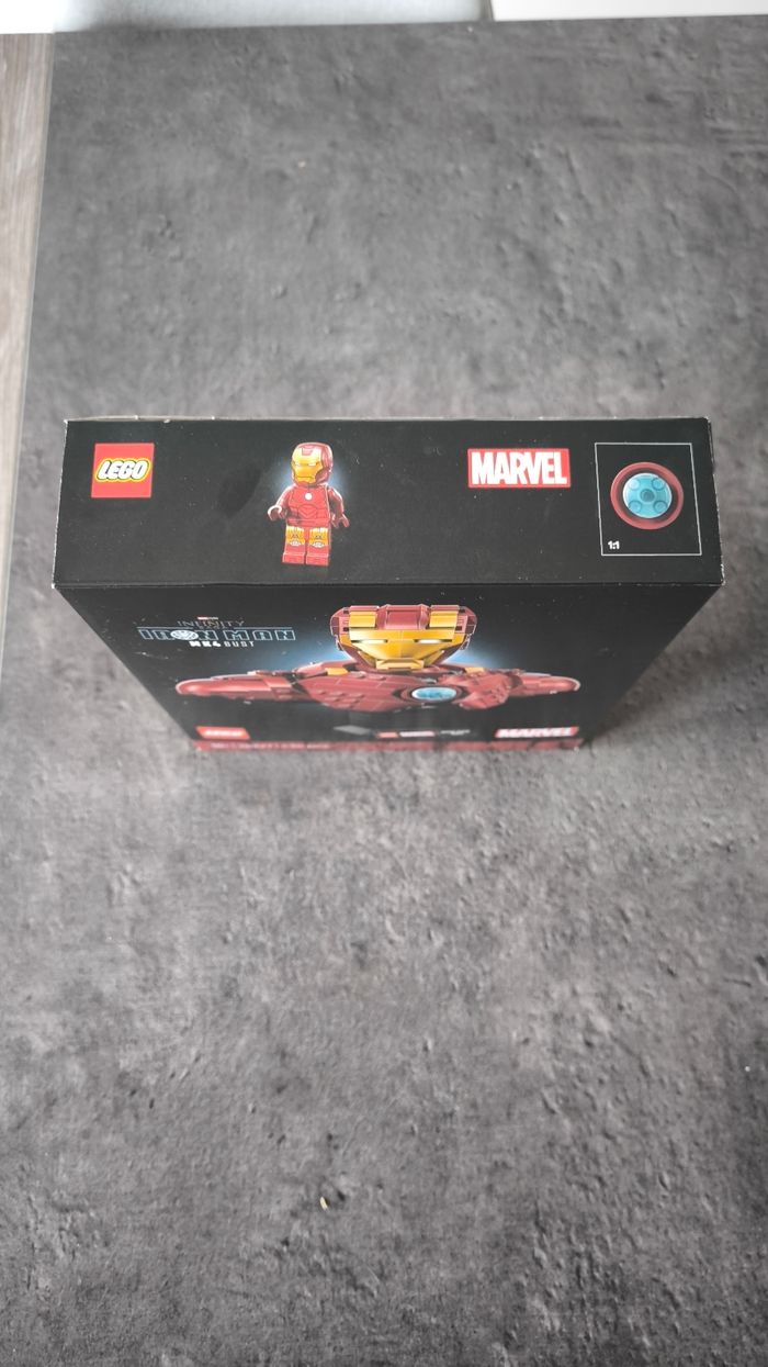 Lego Iron Man 76327 MK4 Bust - photo numéro 4