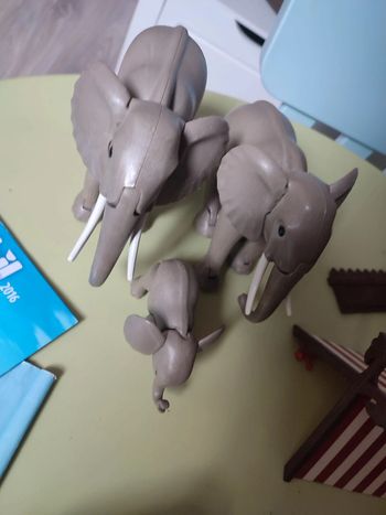 Lot gros éléphants playmobil vintage