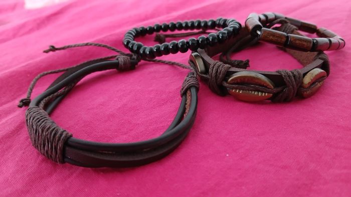 Lots de 4 bracelets +montre - photo numéro 3