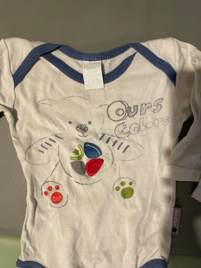 Lot de 4 bodies à manches longues 12 mois + 1 offert - photo numéro 3