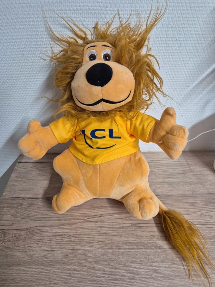 Peluche lion